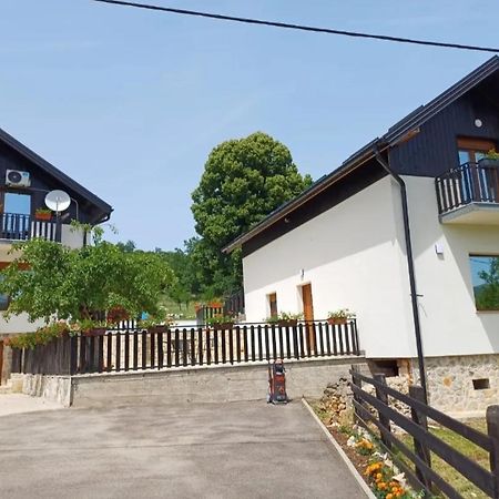 Farma & Apartmani II Opg Sasa Delic Grabusic المظهر الخارجي الصورة